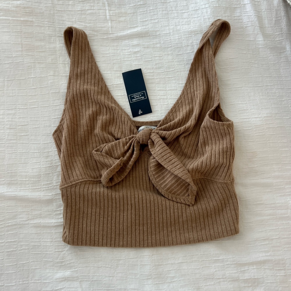 NWT Abercrombie Crop Top